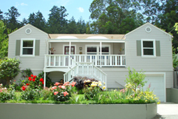 Mid-Range Homes in Santa Cruz
