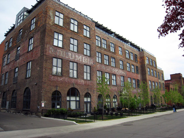 Robert Watson Lofts 363 Sorauren Ave