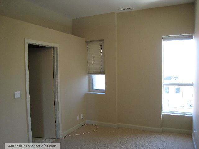 Westside Lofts - bedroom