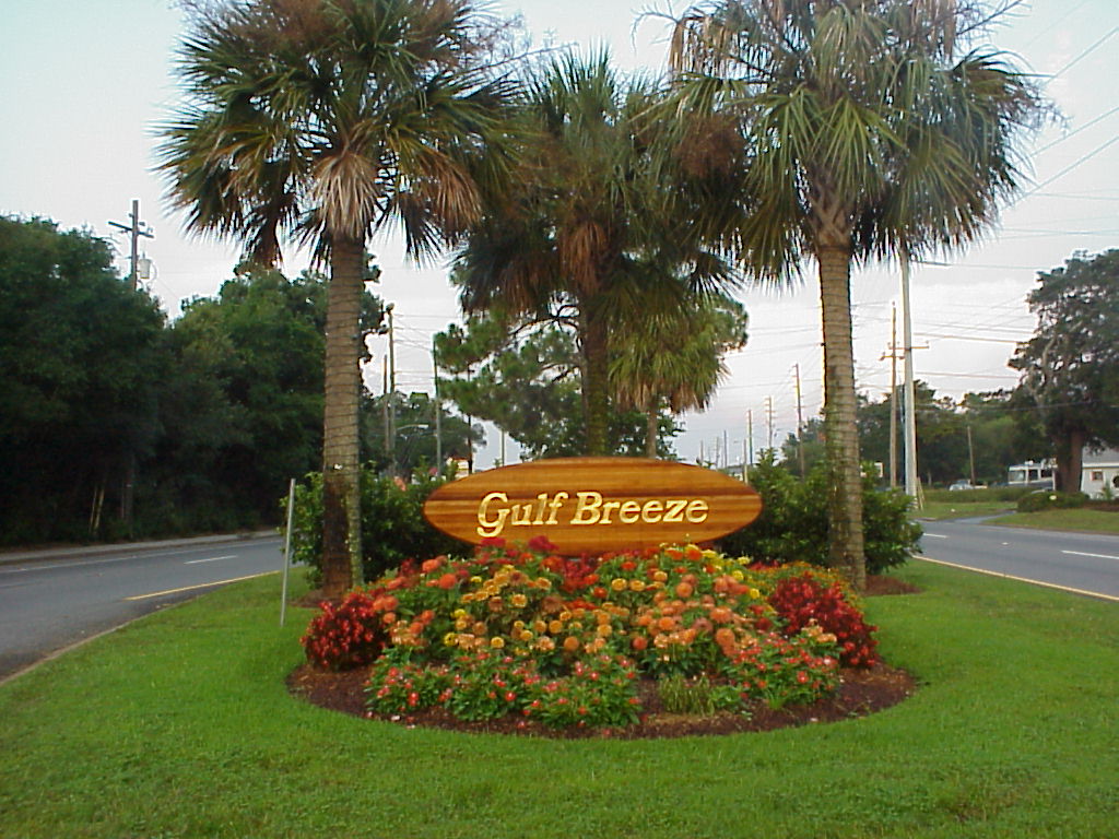 Gulf Breeze Florida is a wonderful bedroom community