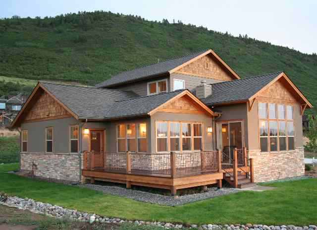 John Wells Robert Lawson Durango Colorado Homes for sale Herald mountain resort properties realtor.com MLS real estate agent broker listings south west commercial buying residential information statistics market  robbie the wells group