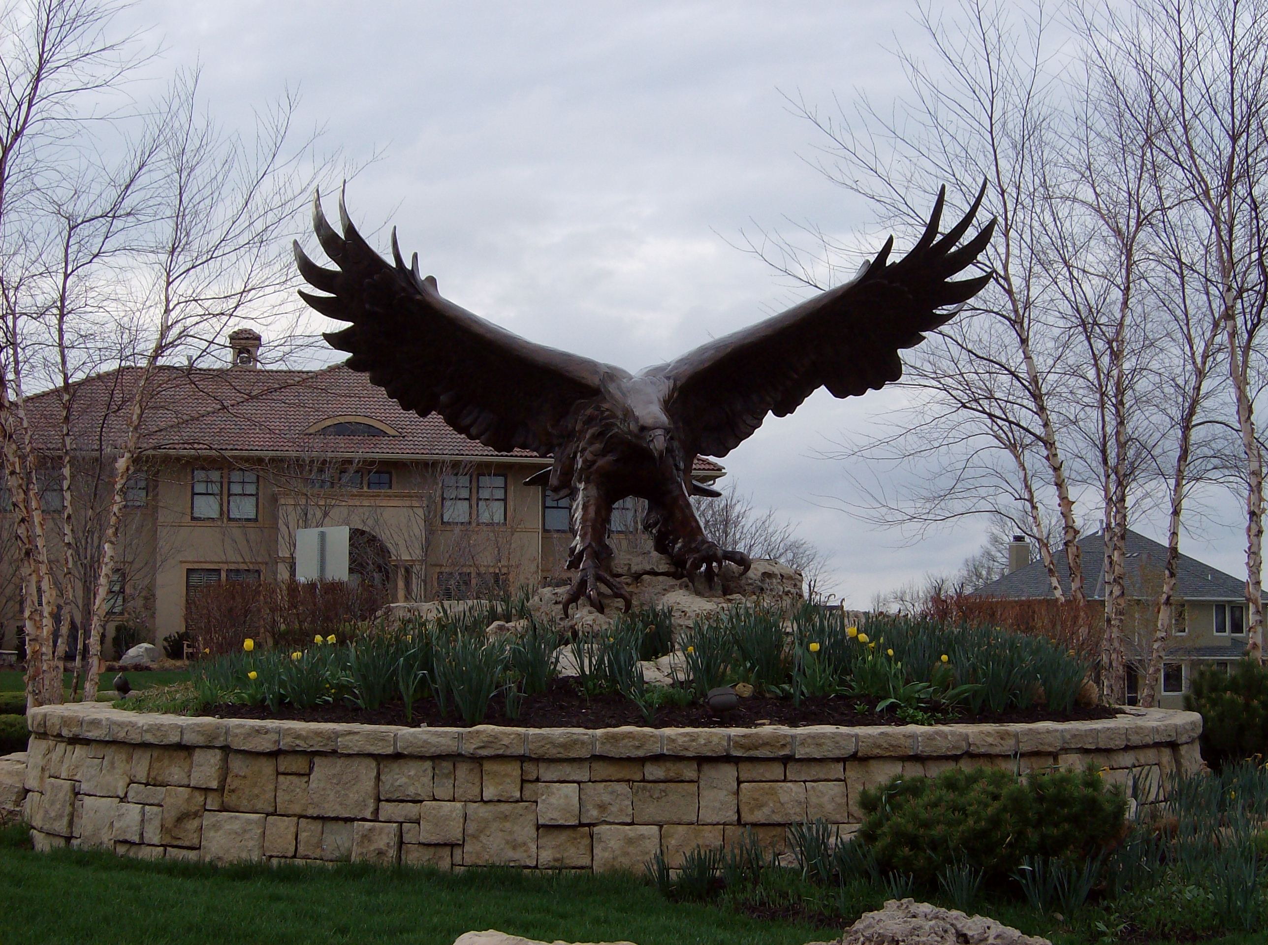 GlenEagles Overland Park Eagle Sculpture Contact Ken Jansen REALTOR at 913-908-2215 or KenJansen@TopProducer.com