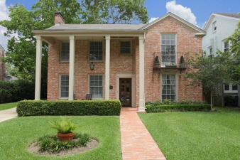 2012 Dryden, Houston, TX, 77030-1206 United States